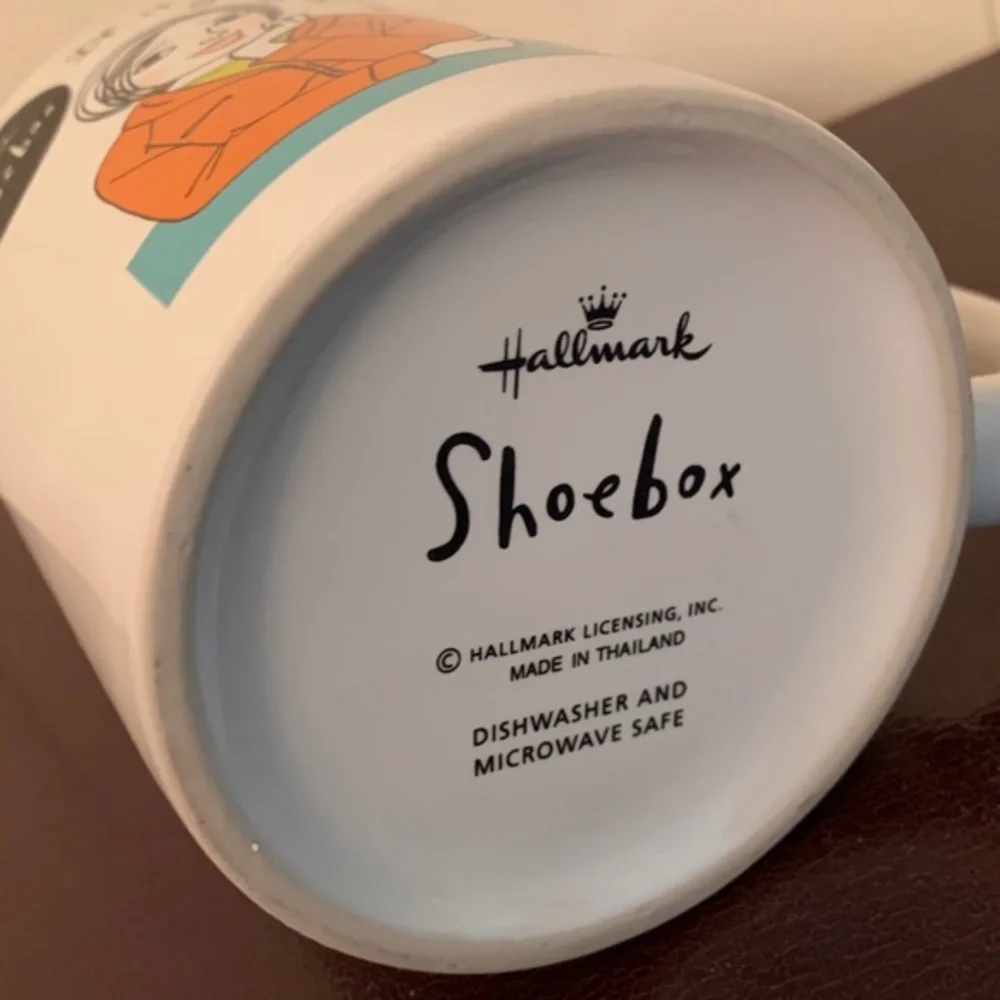 NWOT Hallmark Shoebox mug funny comical woman's gift birthday Mother's Day - Picture 3 of 5